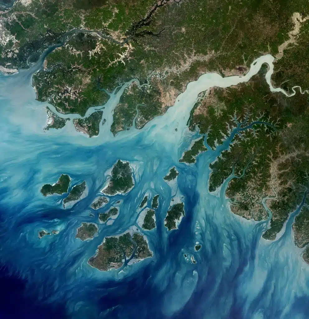 Landsat 9 image of the Geba River in Guinea-Bissau, illustrating how JBA Global Resilience uses spatial data to support climate resilience and sustainable development.
